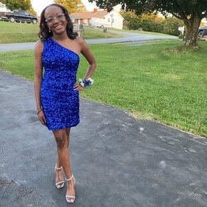 Beautiful one shoulder dress